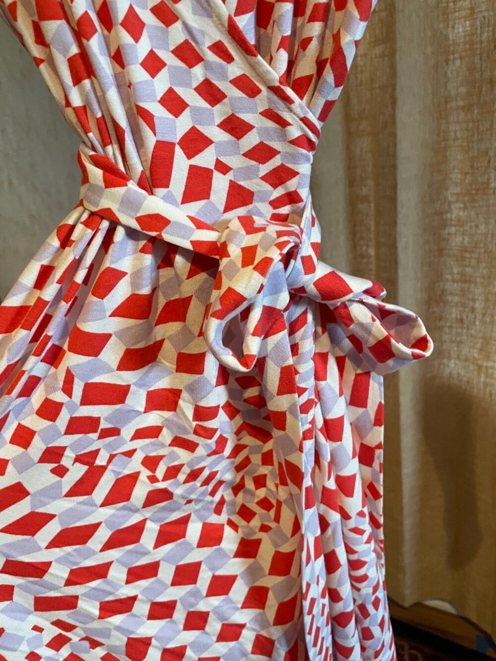 Classic DVF Wrap Dress - Picture 6 of 13